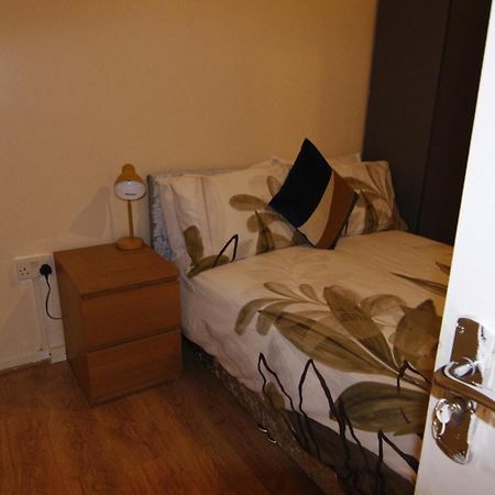 Entire Appartment Near Birmingham City エクステリア 写真